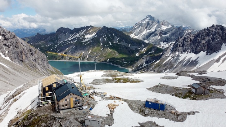 Nur für Alpin-Experten: Die Baustelle liegt auf 2.385 Metern Höhe. - © Aerocompact
