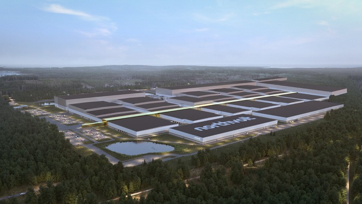 Die jährliche Kapazität der Fabrik soll voll ausgebaut bei 40 Gigawattstunden liegen.