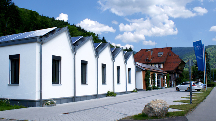 Mit dem Angebot geben die Elektrizitätswerke Schönau den Anlagen eine Perspektiven, wenn sie den Generator auch nach 20 Jahren noch am Netz behalten.