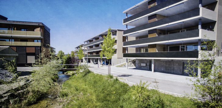 Die Überbauung des Zentrums in Tobel ist ein gelungenes Beispiel einer Architektur, die auf die Herausforderungen des Klimawandels reagiert.