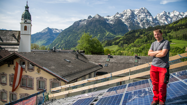 Die Qualität bei der Installation der Solaranlagen ist entscheidend für den Preis der Energie, die sie erzeugt. - © EKT/Klaus Hohenwarter
