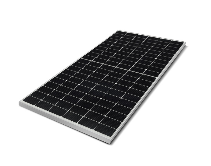 Das Mono X gibt es in zwei Ausführungen mit 120 oder mit 144 Halbzellen.