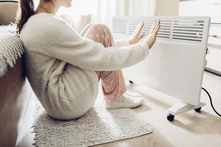 Elektrische Wärmesysteme erhöhen den Spielraum im Innern der Wohnbereiche: Sie lassen sich flexibel installieren und schnell schalten. - © Bild: Getty Images
