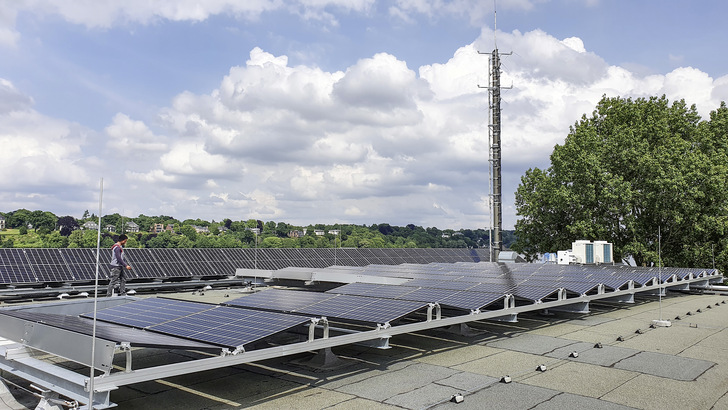 Nordic Solar hat 53 Kilowatt Leistung auf dem Dach montiert. - © Foto: Nordic Solar
