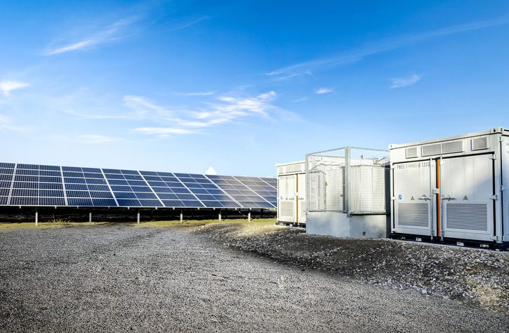 Sungrow liefert die Zentralwechselrichter SG3125HV für den Megasolarpark von EnBW.