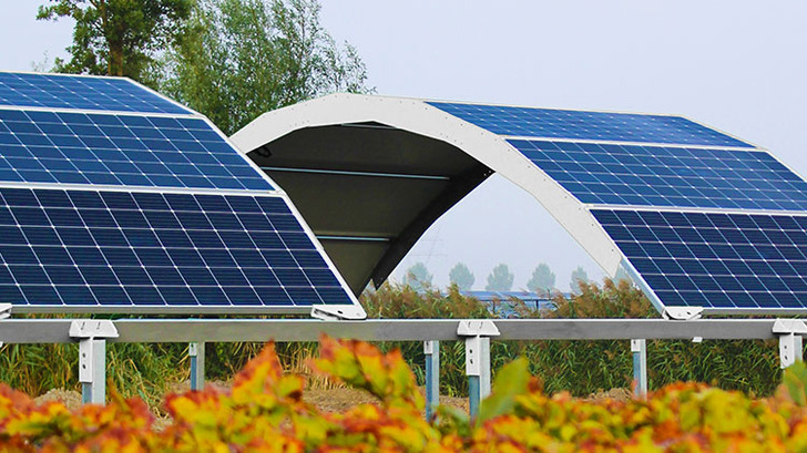 Produkt der Woche: die bogenförmig ausgeführte Unterkonstruktion von Goldbeck Solar. - © Goldbeck Solar
