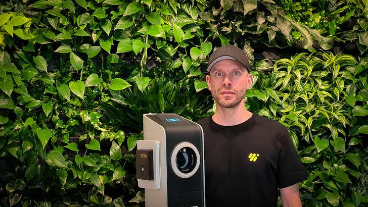 Constantin Schwaab ist Gründer und CEO von Wirelane, Anbieter von Ladelösungen für private und Gewebekunden.