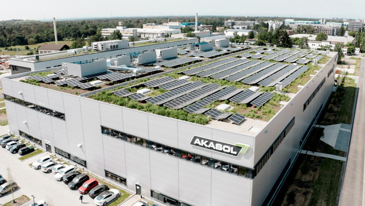 Die erste Ausbaustufe der Gigafabrik von Akasol in Darmstadt ist fertig. - © Akasol
