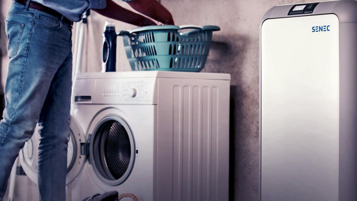 Senec baut seine Geschäft mit Stromspeichern und digitalen Produkten weiter aus.