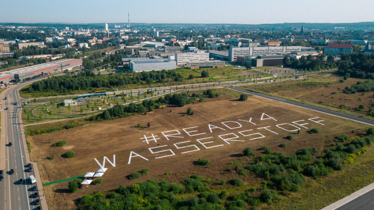 Noch ist die Fläche in Chemnitz unbebaut. Doch mit dem Zuschlag als Standort im Wasserstoffverbund entsteht hier demnächst ein entsprechendes Entwicklungszentrum.