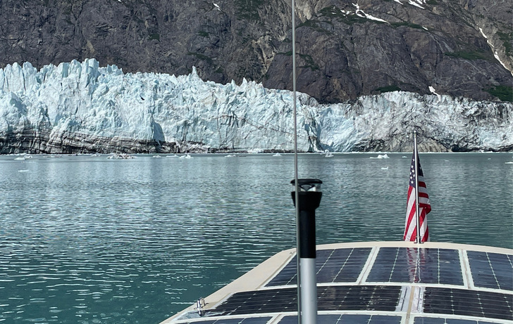 Rund 1,7 Kilowatt Solarpower speisen die Batterien.