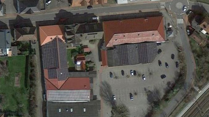 Das Projektrecht für diese Anlage steht zum Verkauf.