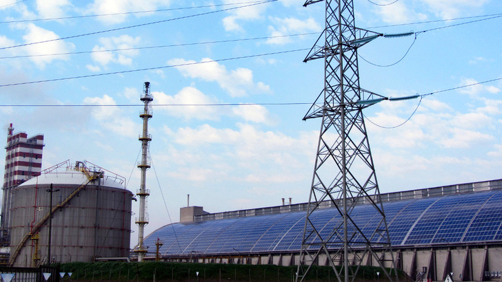 In Zukunft müssen große Photovoltaikanlagen in Deutschland am Redispatch teilnehmen.