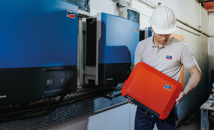 Die Installation der Wechselrichter erfolgt einfach und schnell.