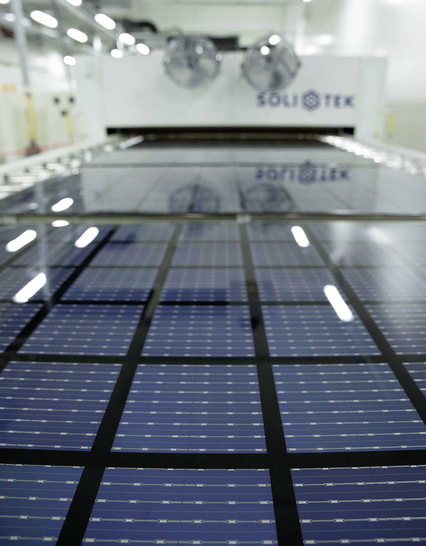 Solitek produziert in der litauischen Hauptstadt Vilnius ein 
breites Portfolio an Solarmodulen. Hauptsächlich fragen die Kunden aber Glas-Glas-Module nach. - © Foto: Solitek
