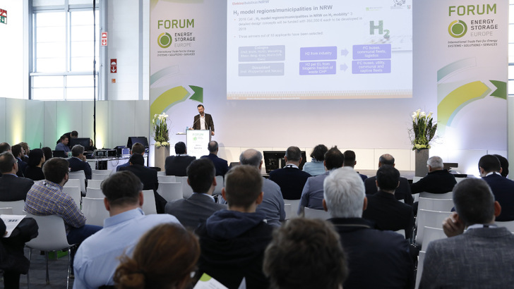 Im September stehen in Düsseldorf Energiespeicher, Wasserstoff und die Dekarbonisierung der Industrie auf dem Programm.