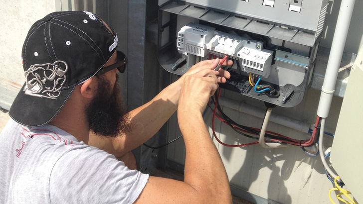 Die Energiewende bringt viel Arbeit für das regionale Elektrohandwerk.