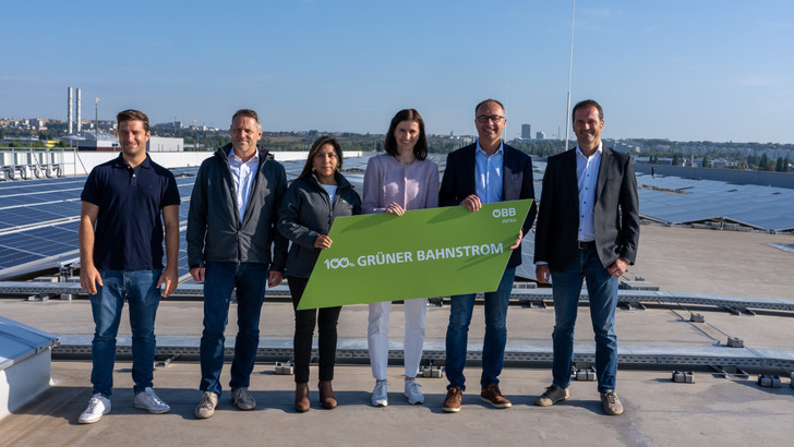 Bei der Einweihung: Die Solaranlage auf dem Güterterminal in Wien produziert jährlich 2,2 Gigawattstunden Strom.