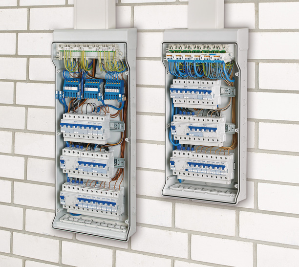 Besonders wenig Platz benötigen Fixconnect-NT-Klemmen von Hensel.