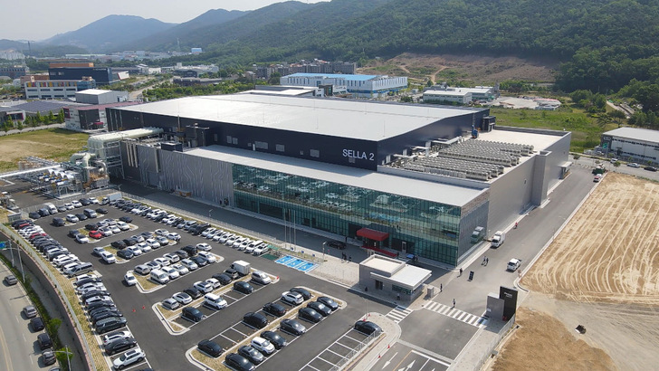 In seiner Batteriezellfabrik in Südkorea wird Solaredge in Zukunft die neuen NMC-Zellen fertigen.