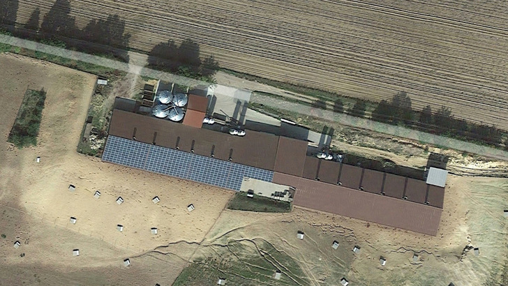 Das Solardach wird im Oktober 2023 fertiggestellt und in Betrieb genommen.