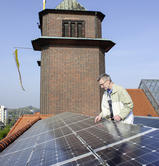 Denkmalschutz und Solartechnik schließen sich nicht aus. Behörden und Anlagenbetreiber sollten frühzeitig ins Gespräch kommen, um Konflikte zu vermeiden. - © Foto: Heiko Schwarzburger
