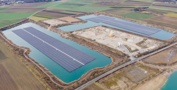 Der schwimmende Solarpark im niederösterreichischen Grafenwörth hat 24,5 Megawatt. - © Ecowind
