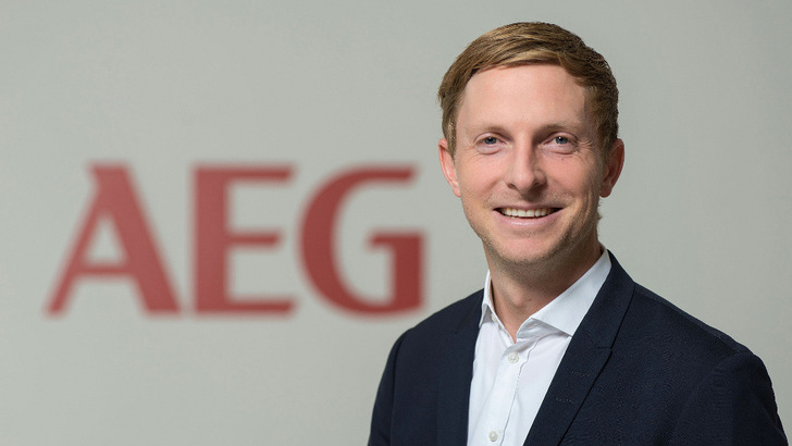 Conny Axel Hulverscheidt leitet den Vertrieb von AEG Solar Solutions. - © Martin Joppen
