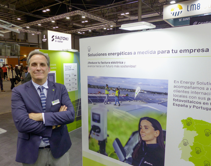 Julio Paya ist Vertriebschef bei Baywa r.e. Power Solutions Spain.  Die Voraussetzungen für Solarenergie in Südspanien sieht er als die besten in ganz Europa. - © Foto: Baywa r.e.
