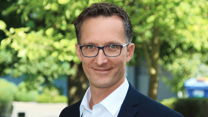 Stephan Volgmann ist Vertriebsexperte und Prokurist bei Phenix Contact.