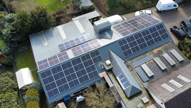 Das Schrägdach nach Südosten wurde optimal ausgenutzt.