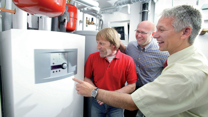 Die Wärmepumpe kommt bei den Hauseigentümern an. Sie kann auch das Stromnetz gezielt entlasten, wenn die Anreize stimmen.