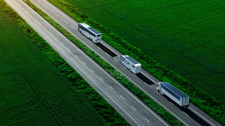 Opes Solar Mobility konzentriert sich mit seinen Lösungen zunächst vor allem auf größere Fahrzeuge.