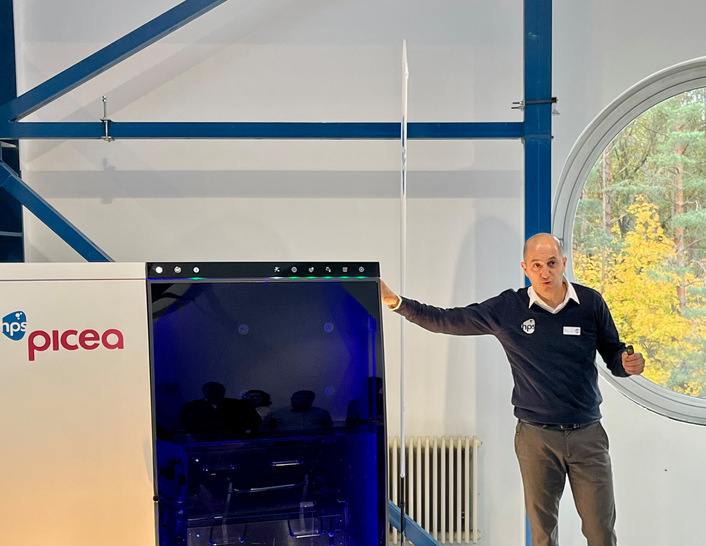 HPS-Gründer Zeyad Abul-Ella bei der Vorstellung: Der neue Picea 2 setzt auf Batterien aus Lithium-Eisenphosphat.