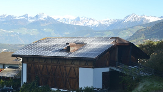 Die Photovoltaik steuerlich geltend machen: Wie das geht, hat Swissolar in einem neuen Merkblatt beschrieben.