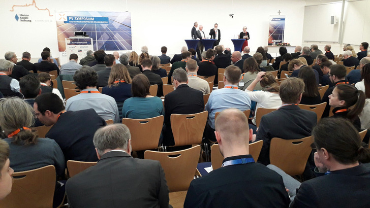  Der Eröffnungssession des diesjährigen PV-Symposiums war sehr gut besucht.