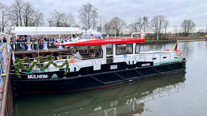 Der modernisierte E-Spatz wird in den Betrieb übernommen. - © Tesvolt
