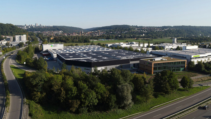  Im Hauptquartier in Tübingen laufen die Fäden des weltweiten Handelsgeschäfts von Baywa r.e. zusammen.