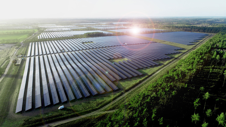Belectric hat bereits den Solarpark Tramm-Göthen in Mecklenburg-Vorpommern mit 172 Megawatt begaut. - © Belectric

