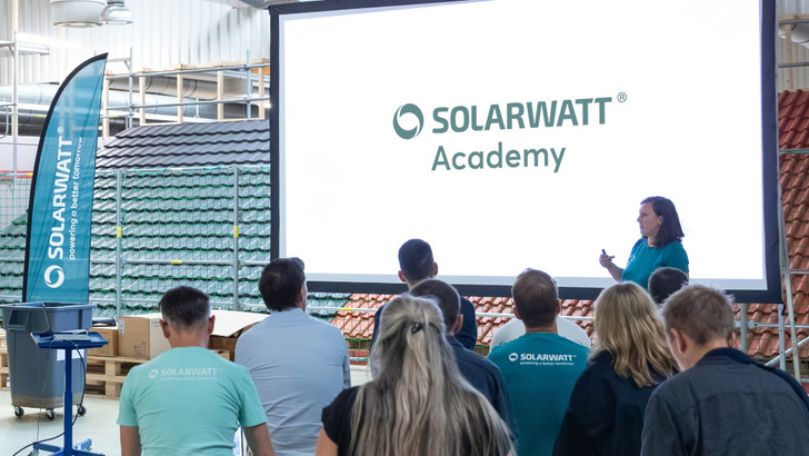 Solarwatt baut sein Schulungsangebot weiter aus.