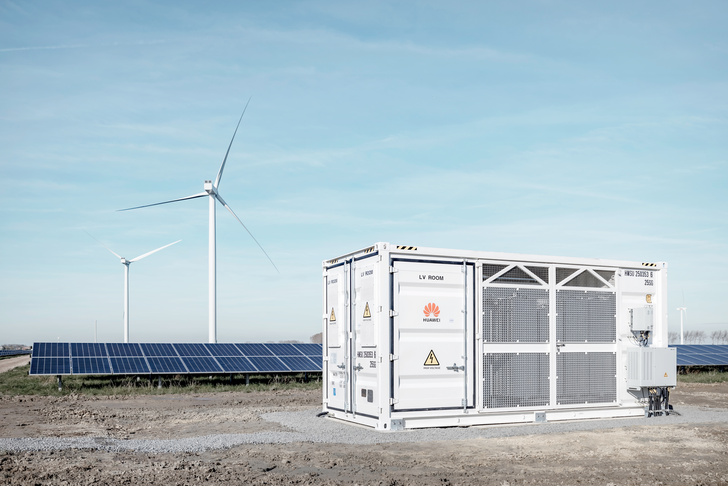 Vattenfall plant hierzulande 500 Megawatt Solarpower mit 300 Megawatt Batteriespeicher pro Jahr fertigzustellen. - © Vattenfall