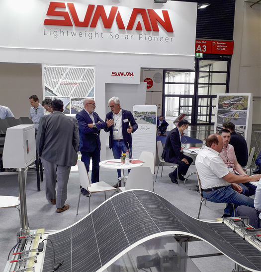 Sunman verzichtet bei seinen Solarmodulen gänzlich auf Glas.