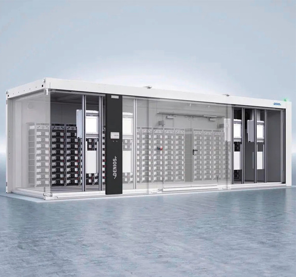 Die Containerlösung Power Safe minimiert die Brandrisiken von leistungsstarken Lithiumspeichern und vereinfacht die Montage.