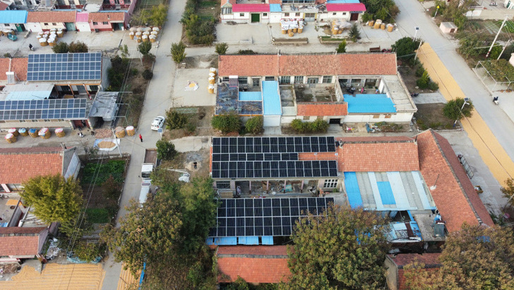 In China hat Aiko die neuen Module schon verbaut. Jetzt können sie auch die Installateure in Europa einsetzen.