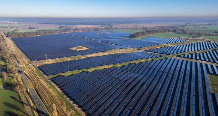 Der Solarpark in Borrentin wird pro Jahr rund 121 Gigawattstunden Solarstrom produzieren.