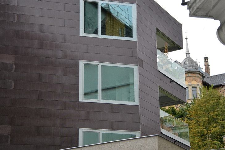 Für Solarfassaden gibt es in der Schweiz in Zukunft mehr Unterstützung.