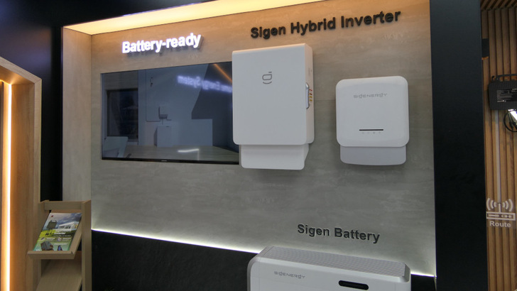Der neue Hybrid misst in der Tiefe weniger als zehn Zentimeter.