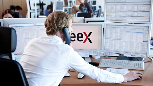 Immer öfter rutschen die Strompreise an der Börse ins Negative.