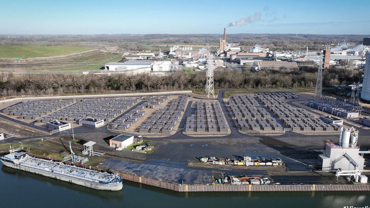Der Batteriepark Waltrop steht nach Angaben der Partner kurz vor der Investitionsentscheidung.