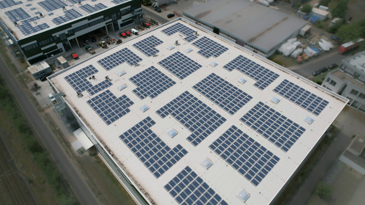 Weitere Immobilien von Four Parx sollen mit Solarmodulen belegt werden.